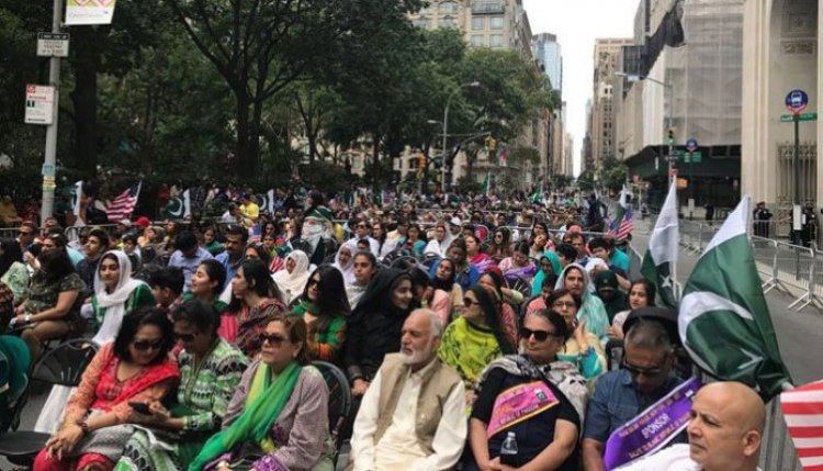 Pakistanis in New York City hold 75th anniversary Independence Day Parade