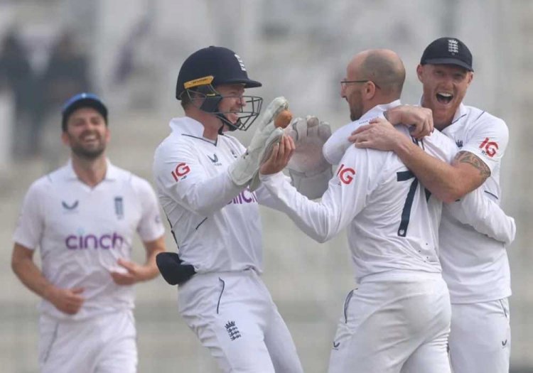 England won Multan test by 26 runs against Pakistan