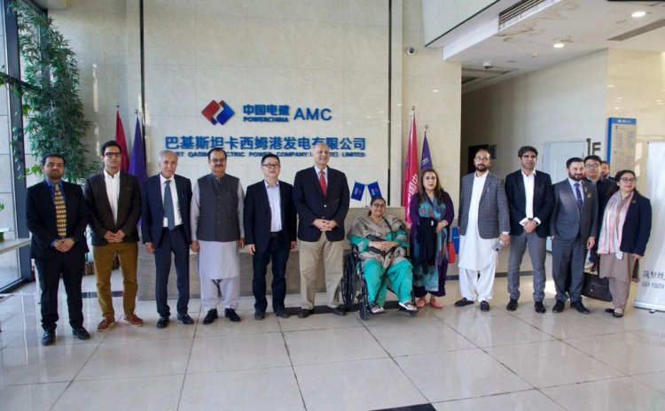 Parliamentarians laud CPEC during tour of Projects in Sind, Thar termed bulwark of Energy Security, Mushahid says ‘ Pakistan’s natural wealth key to reviving national economy instead of perpetual dependence on IMF