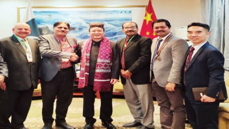 Chinese Consul General Lahore awarded Gold Medal for efforts to promote China-Pakistan Friendship