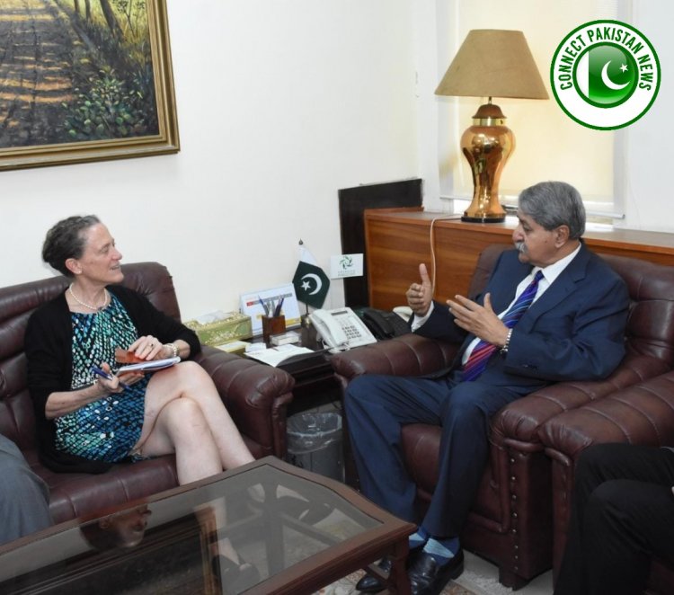 Canadian High Commissioner calls on Commerce Minister