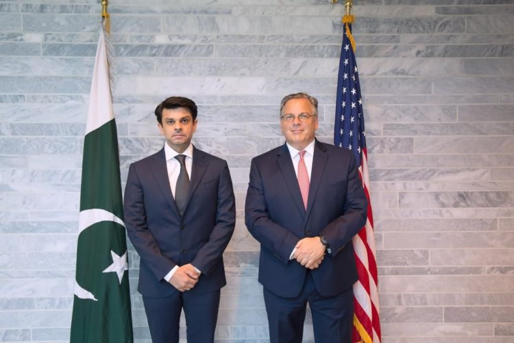 Pak-US bilateral ties to be synergized towards a sustainable cooperation: SAPM Interior Jawad Sohrab Malik and US ambassador Donald Blome meet to discuss US-Pakistan relations