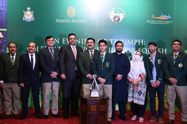 Serena Hotels and the Pakistan Squash Federation celebrate Hamza Khan’s historic win at the 2023 World Junior Squash Championship