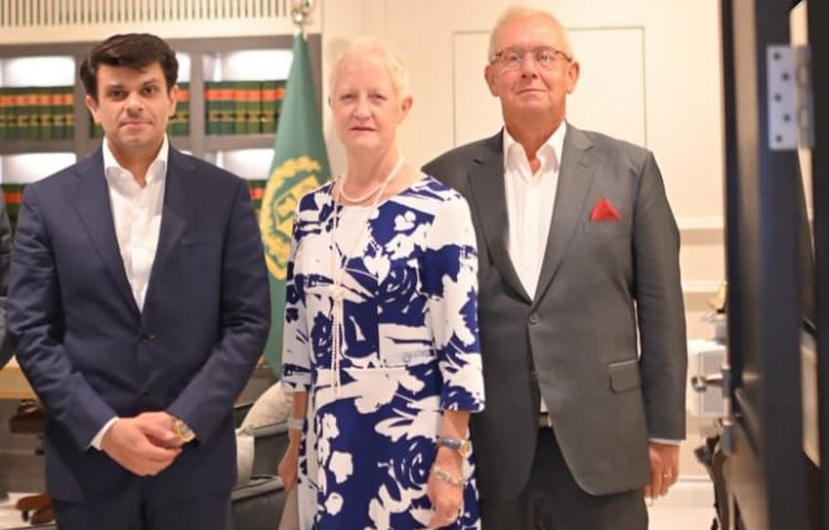 EU Ambassador Riina Kionka called on SAPM on overseas Muhammad Jawad Sohrab Malik  at his residence