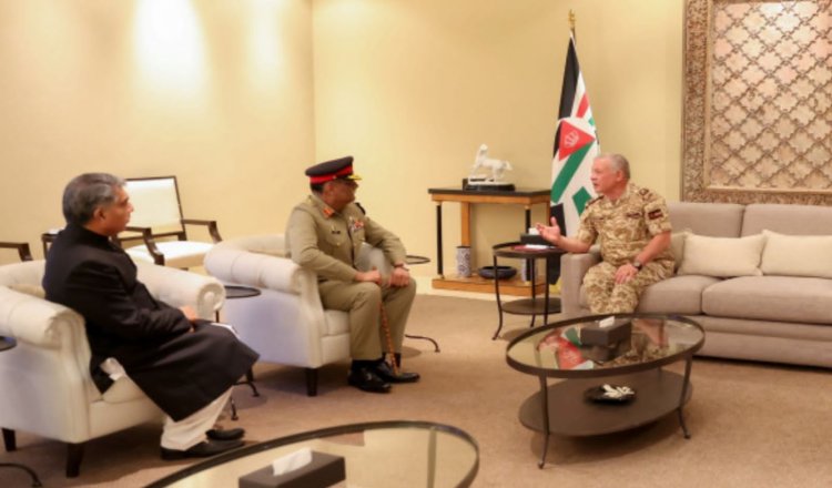 Chairman JCSC General Sahir Shamshad Mirza discusses regional security and military cooperation with Jordanian counterparts