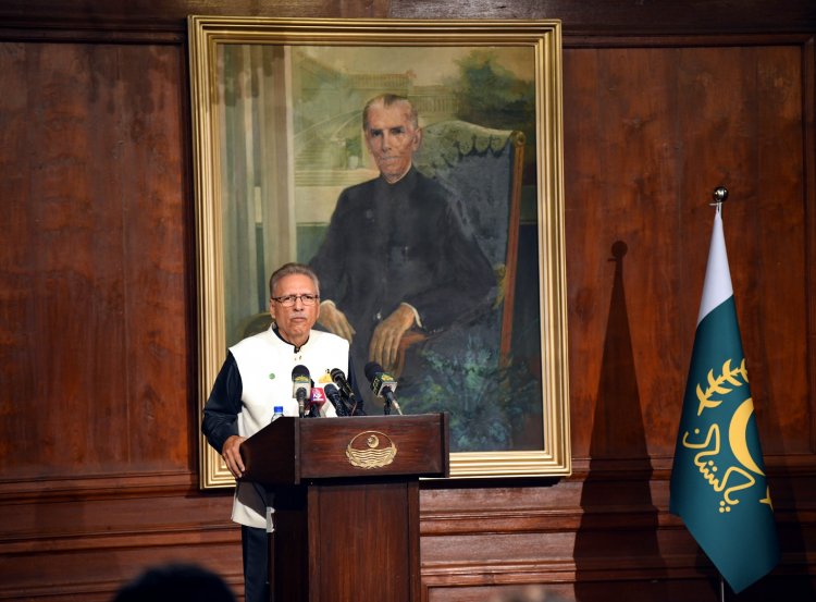 Fast decision-making essential for national development, President Alvi