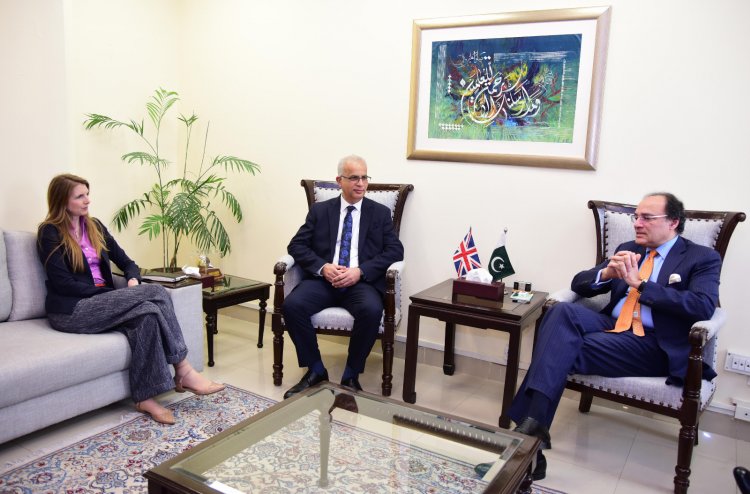 Pakistan Finance Minister and FCDO delegation accompanied by British HC Jane Marriott Explore Economic Opportunities